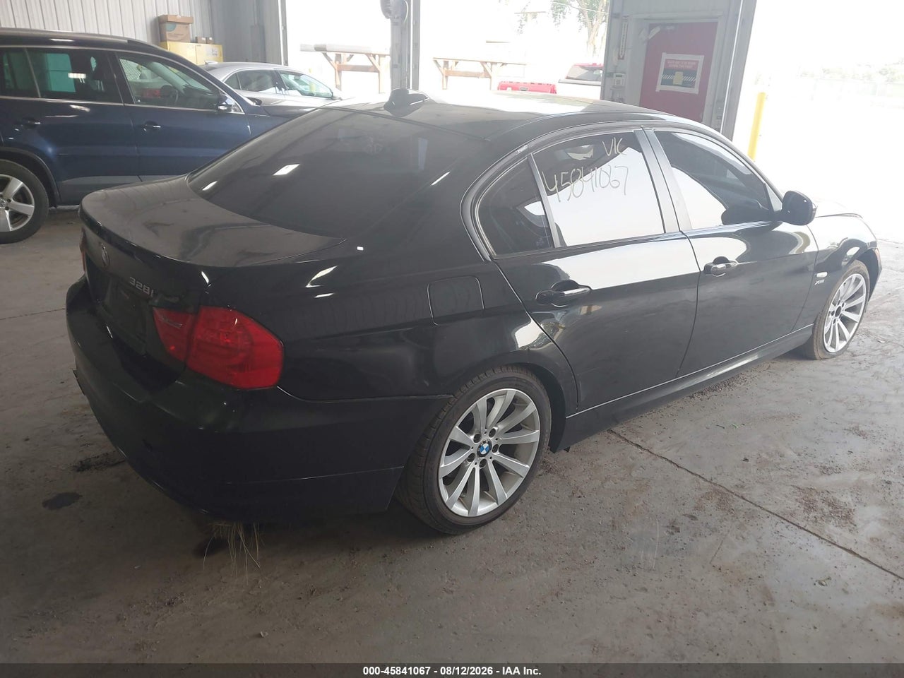 2011 BMW 328I XDRIVE · 4/11