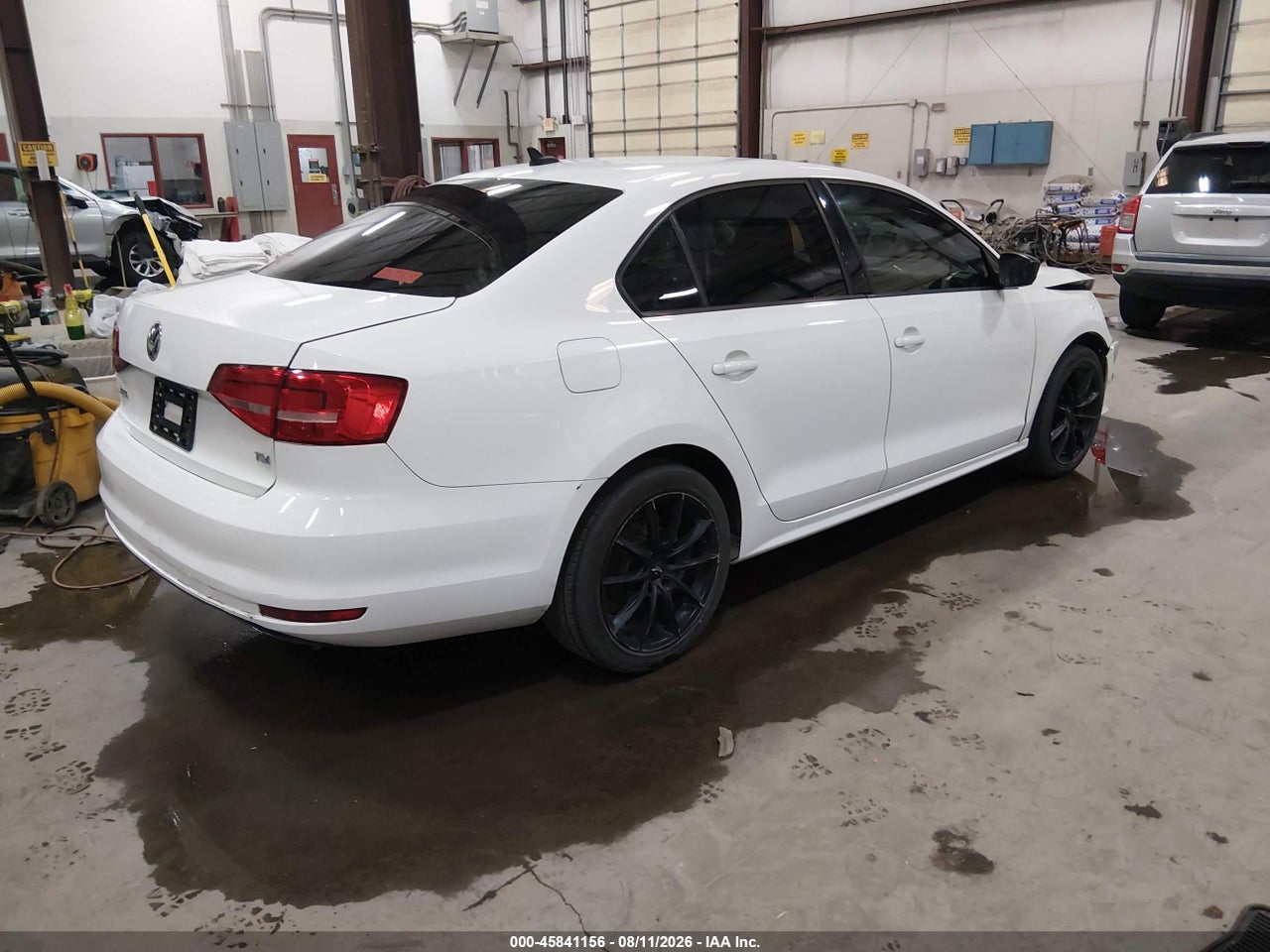 2015 VOLKSWAGEN JETTA 2.0L TDI S · 4/11