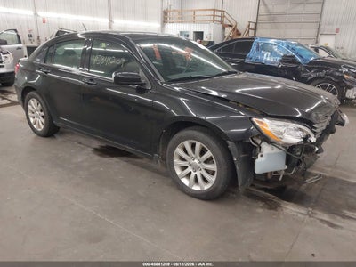1C3CCBBB5DN****** · 2013 CHRYSLER 200 TOURING