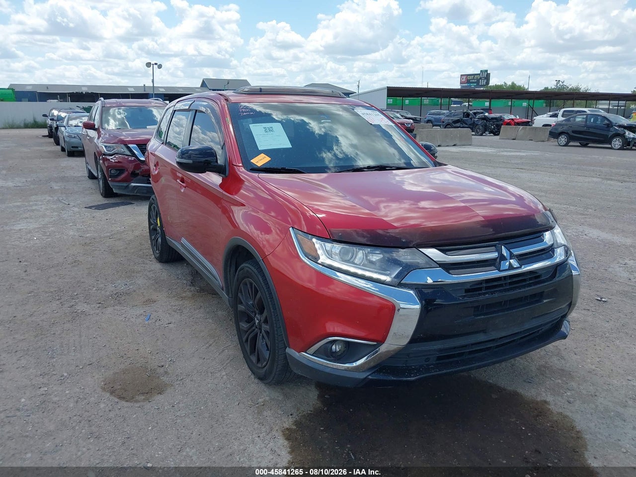 JA4AD3A30JZ****** · 2018 MITSUBISHI OUTLANDER LE