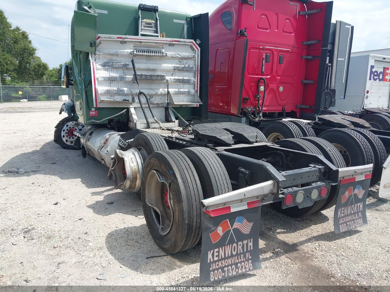 1XKYDP8X7JJ****** · 2018 KENWORTH T680 · 3/11