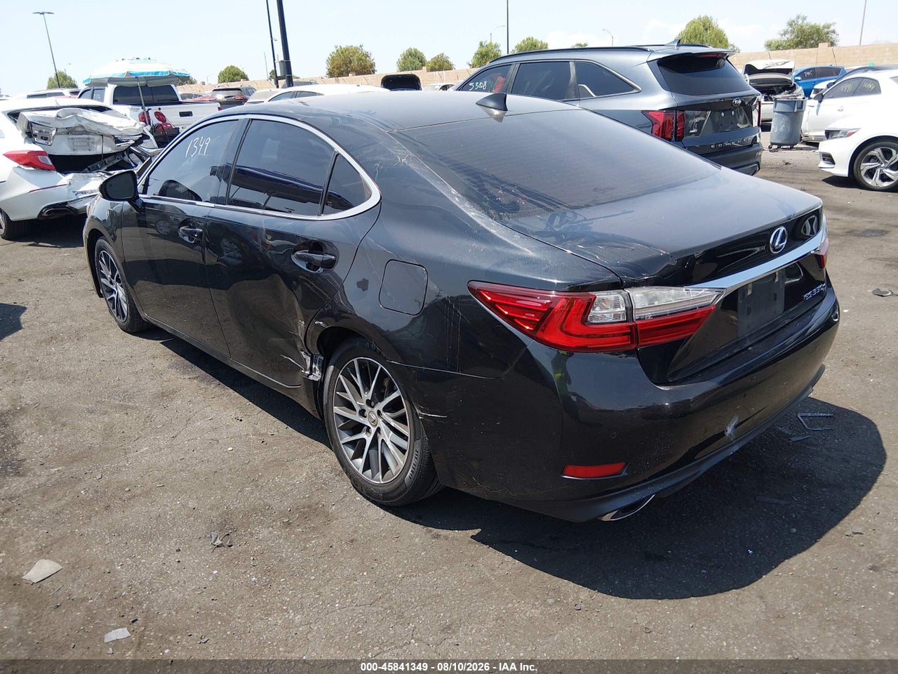 2017 LEXUS ES 350 · 3/11