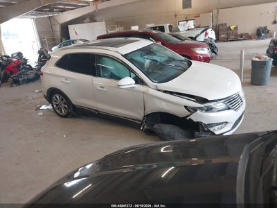 5LMCJ2D93JU****** · 2018 LINCOLN MKC SELECT