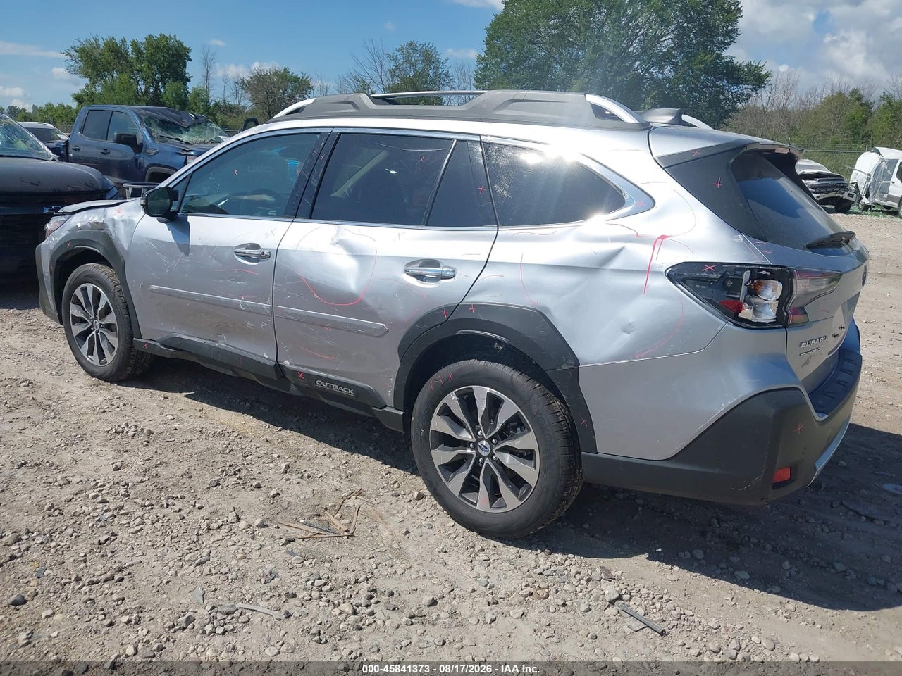 2025 SUBARU OUTBACK TOURING · 3/11