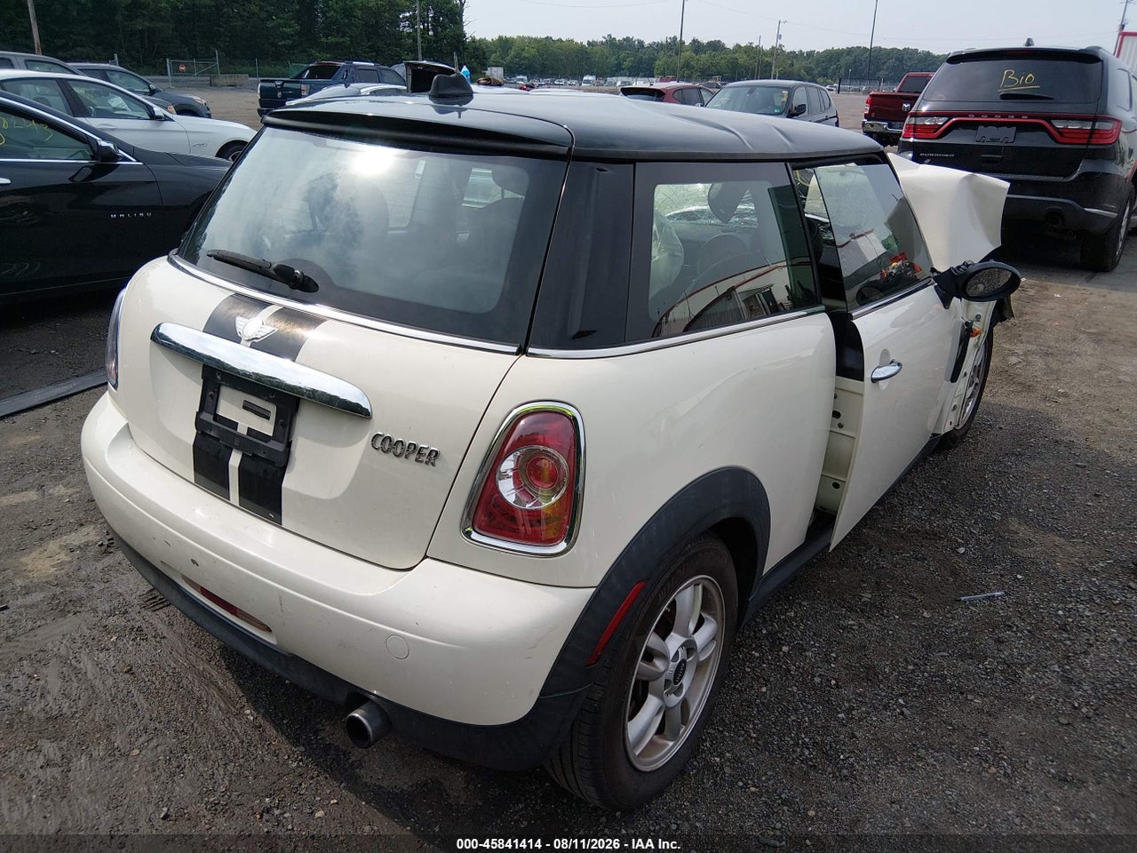 WMWSU3C51DT****** · 2013 MINI HARDTOP COOPER · 4/11