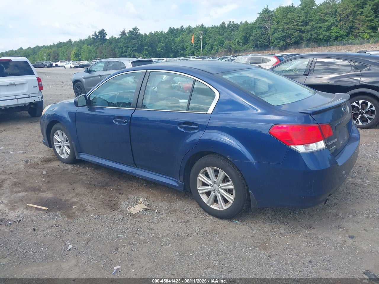 2010 SUBARU LEGACY 2.5I PREMIUM · 3/11
