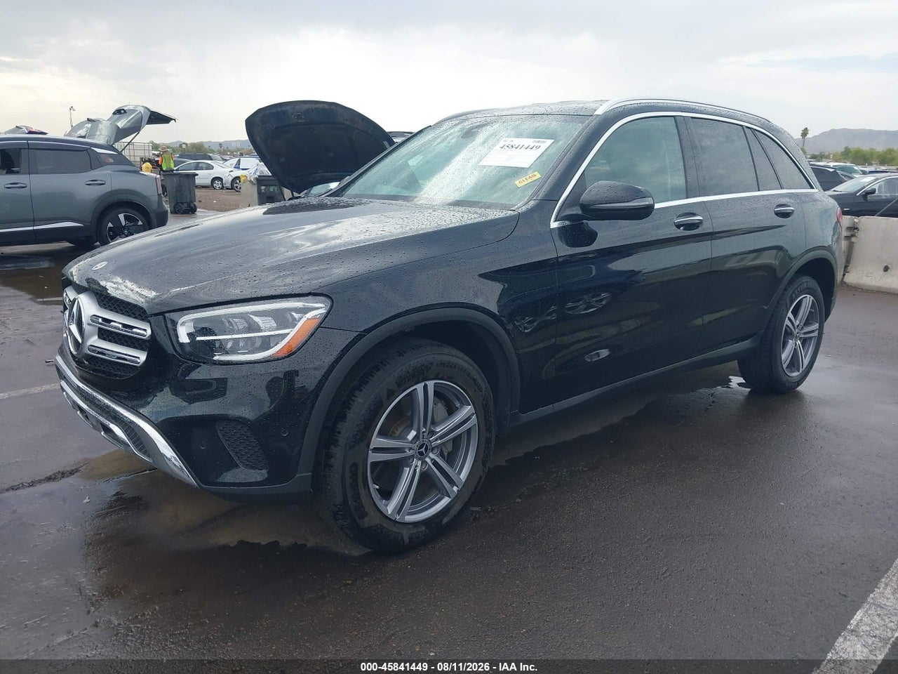 2021 MERCEDES-BENZ GLC 300 SUV · 2/11