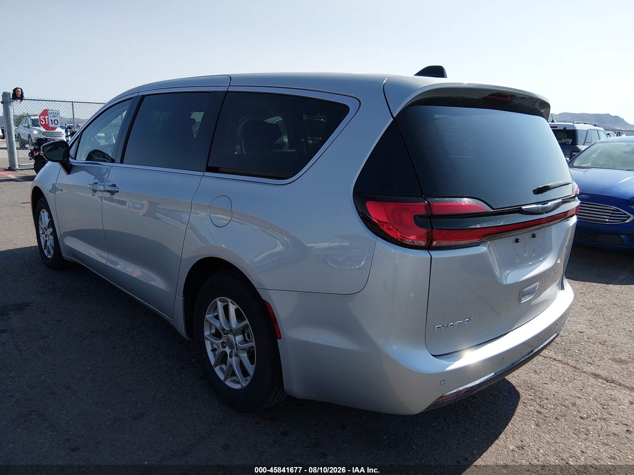 2024 CHRYSLER PACIFICA TOURING L · 3/11