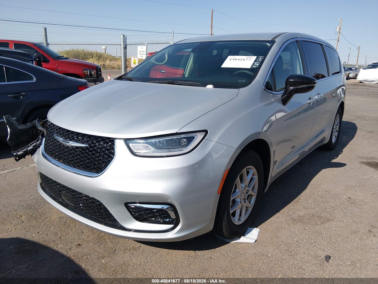 2024 CHRYSLER PACIFICA TOURING L · 2/11