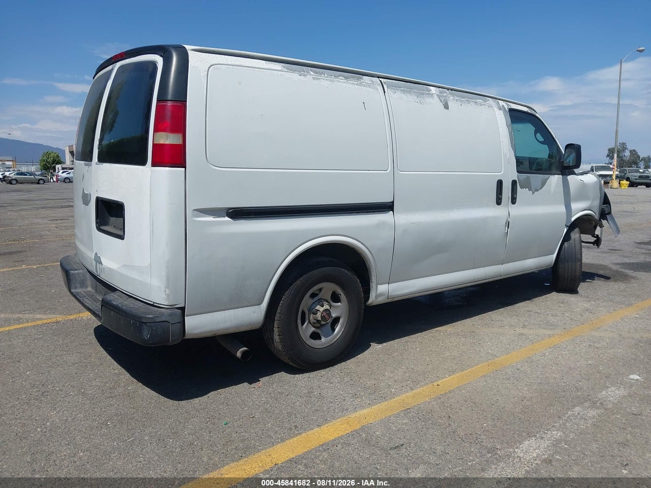2004 GMC SAVANA STANDARD · 4/11