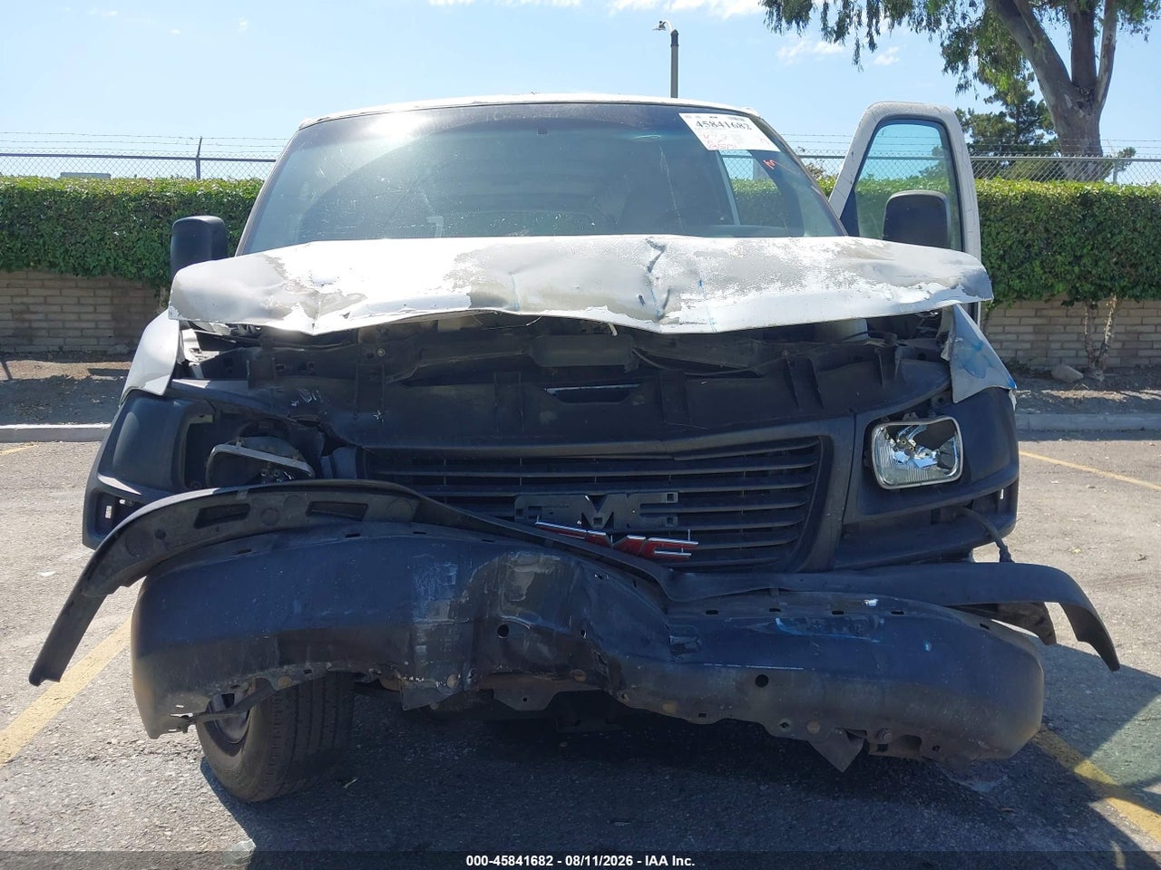 2004 GMC SAVANA STANDARD · 6/11