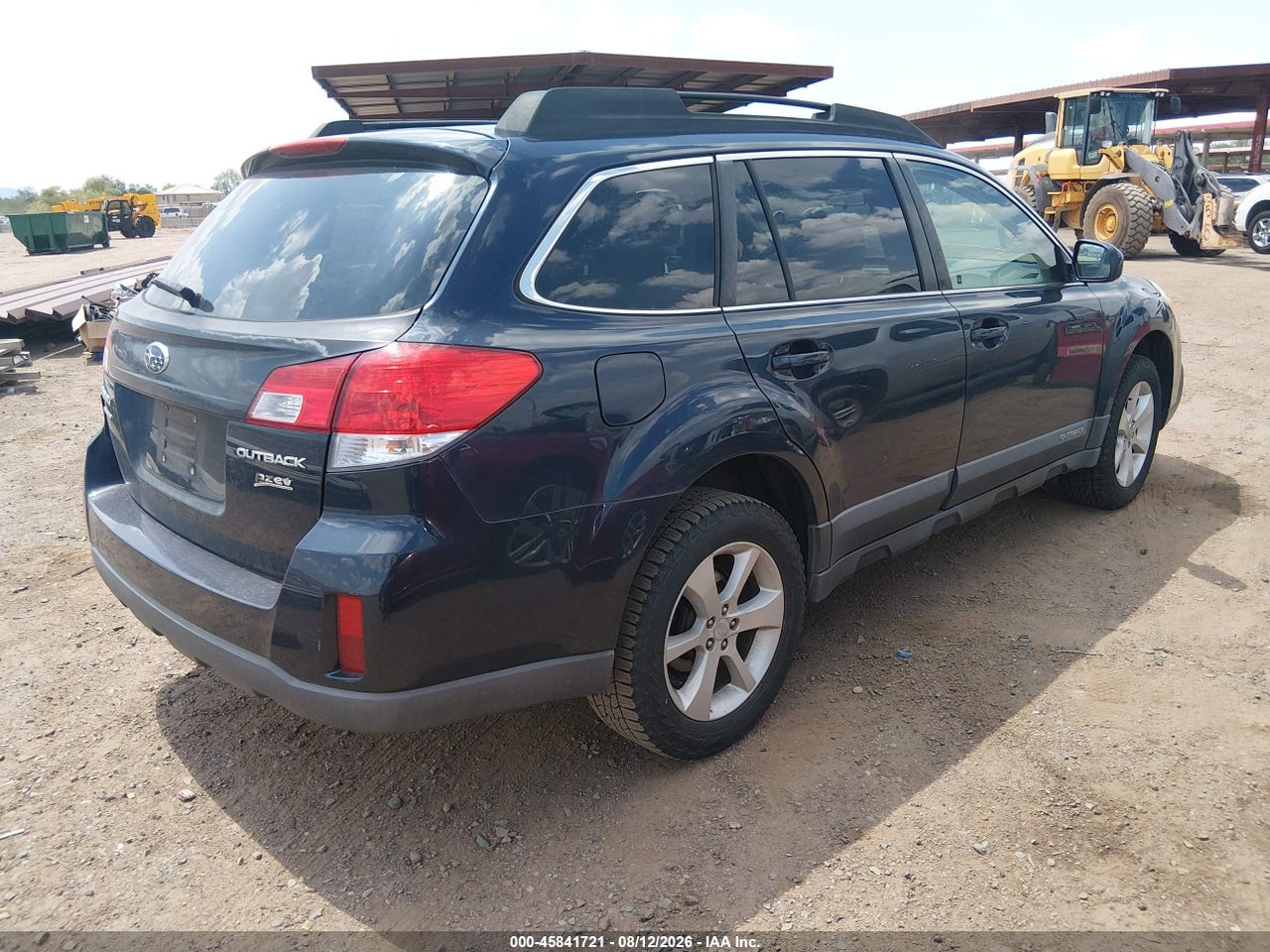 2013 SUBARU OUTBACK 2.5I PREMIUM · 4/10