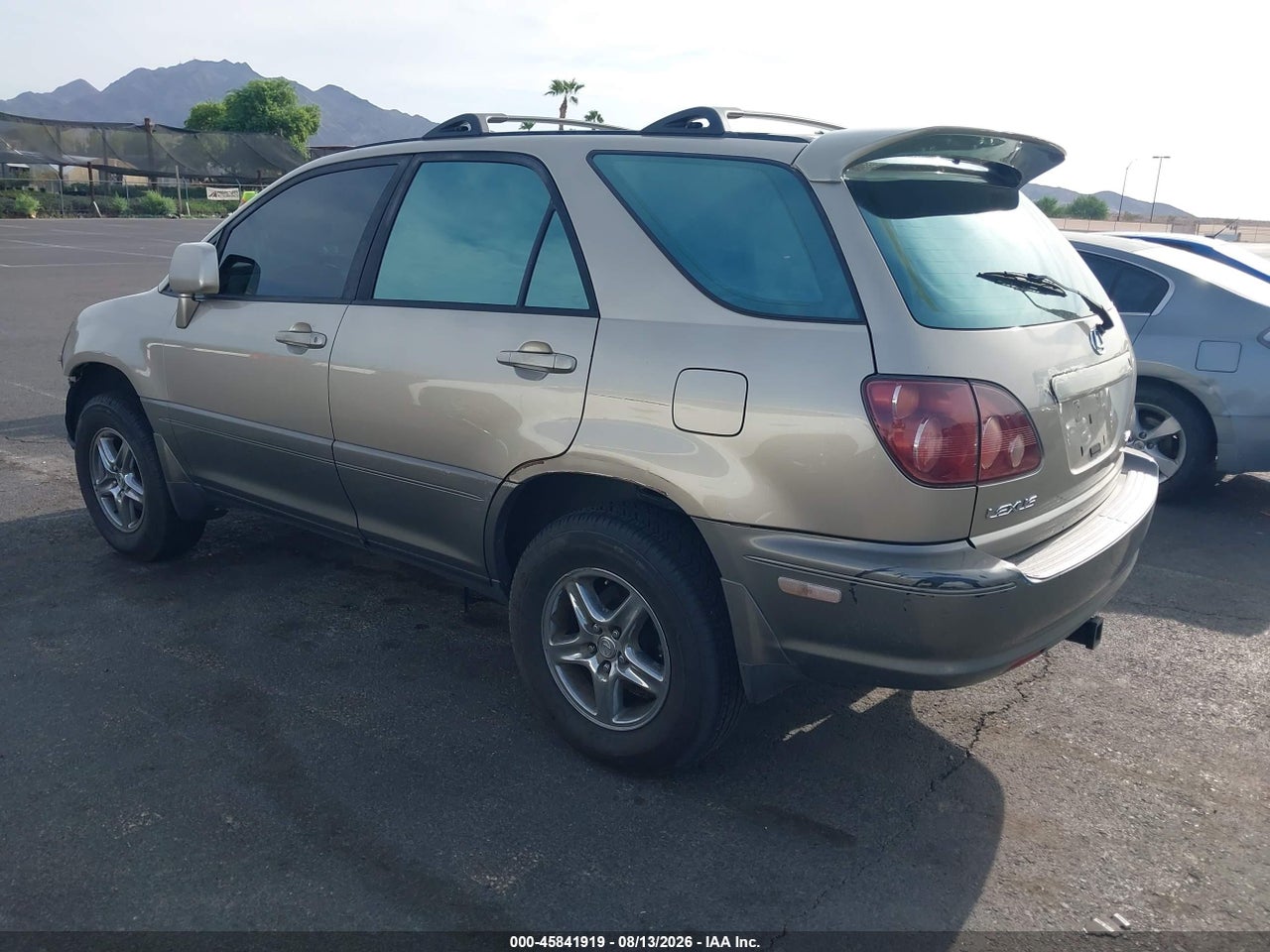 2000 LEXUS RX 300 · 3/10