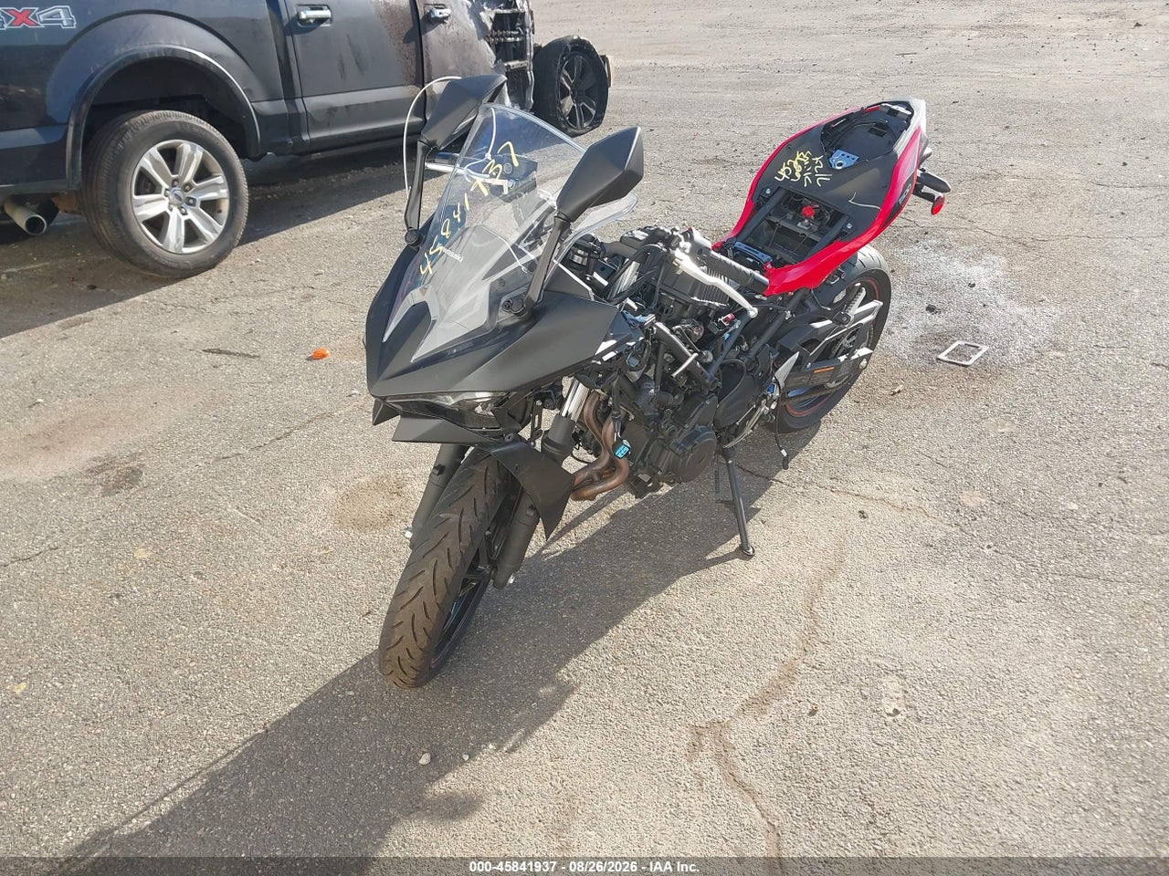 2024 KAWASAKI EX500 A/B · 2/10