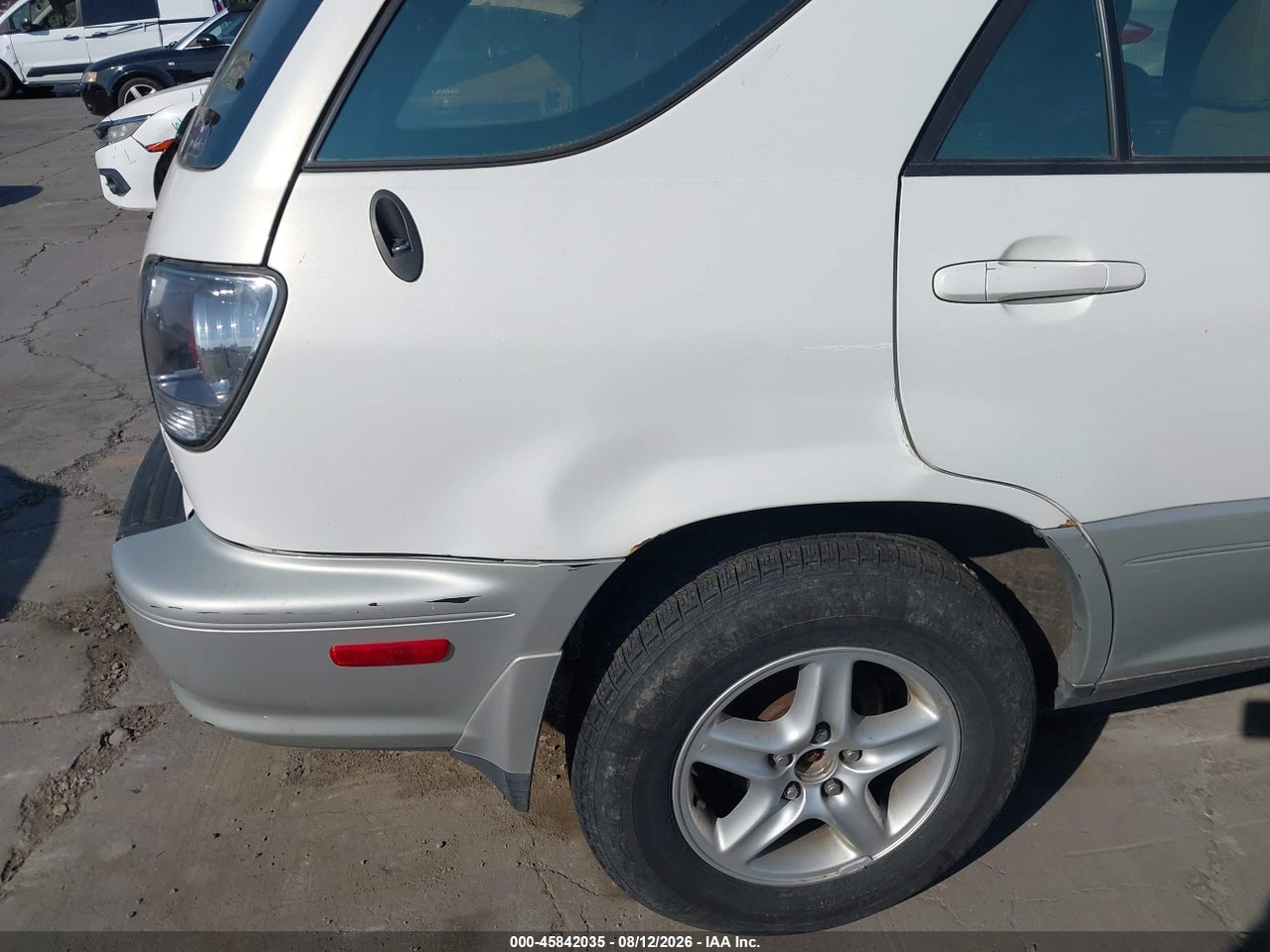 2002 LEXUS RX 300   · 6/11