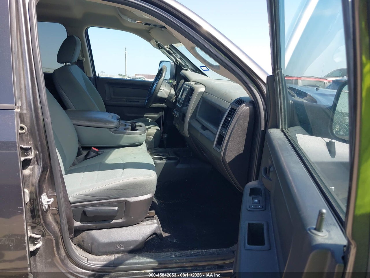 2018 RAM 2500 TRADESMAN  4X4 6'4 BOX · 5/11
