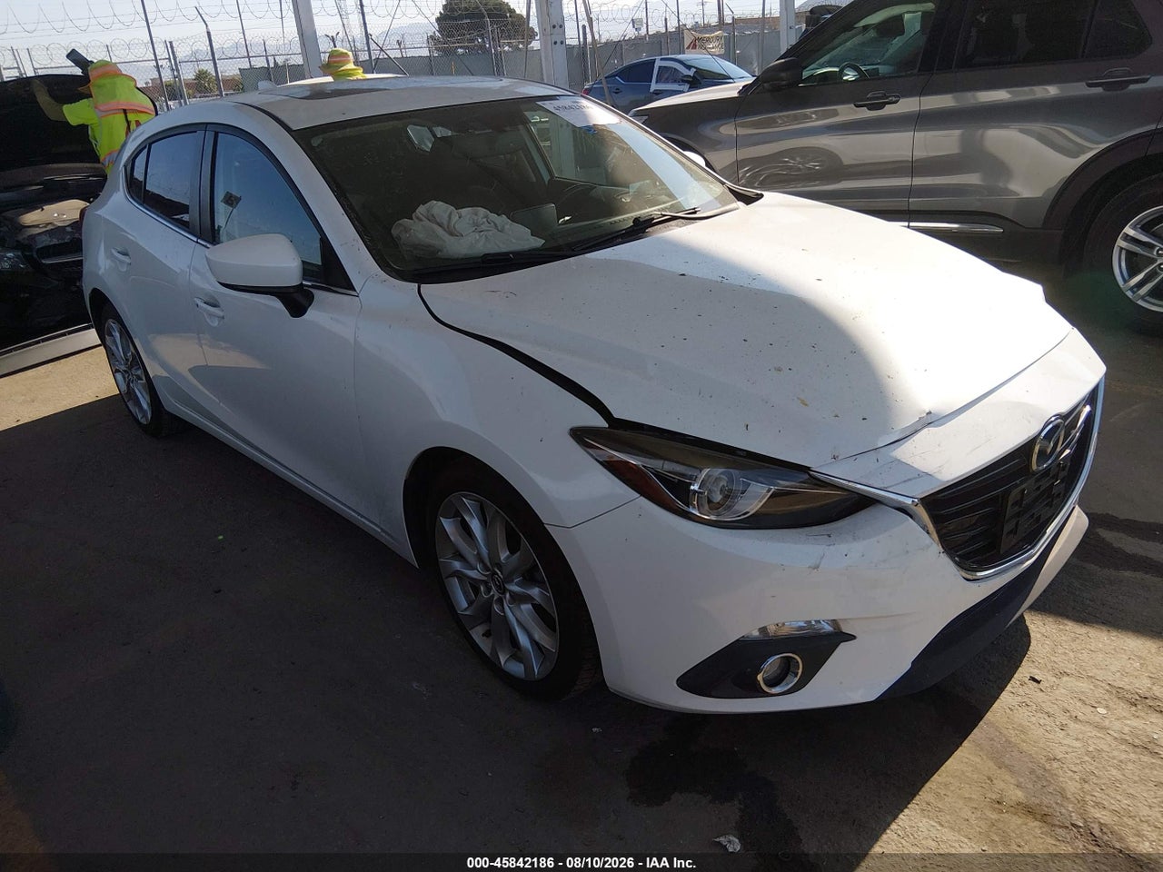 JM1BM1M35F1****** · 2015 MAZDA MAZDA3 S GRAND TOURING