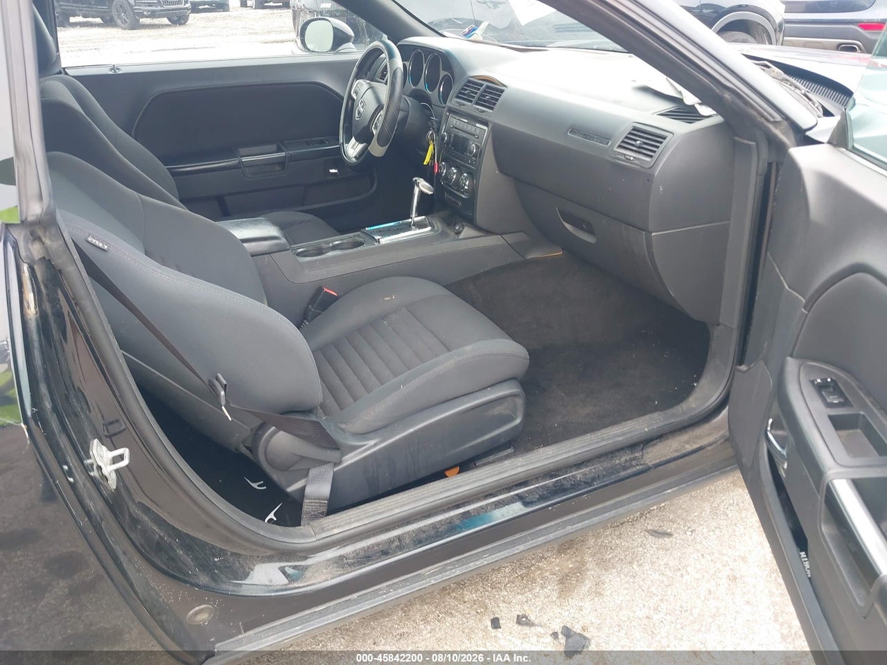 2012 DODGE CHALLENGER SXT · 5/11