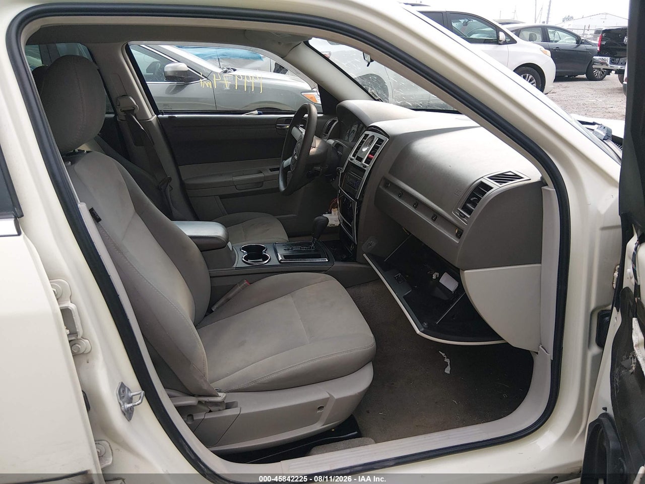 2008 CHRYSLER 300 LX · 5/11