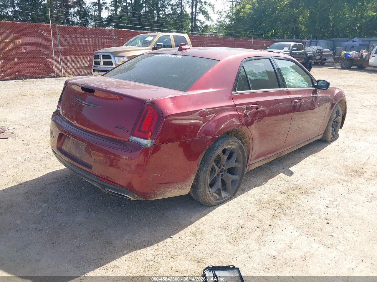 2021 CHRYSLER 300 · 4/10