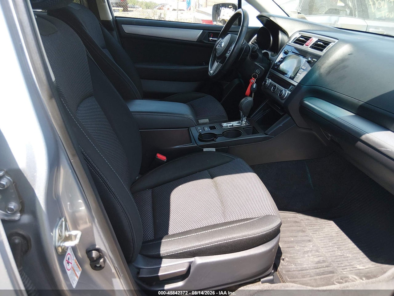 2015 SUBARU OUTBACK 2.5I PREMIUM · 5/11