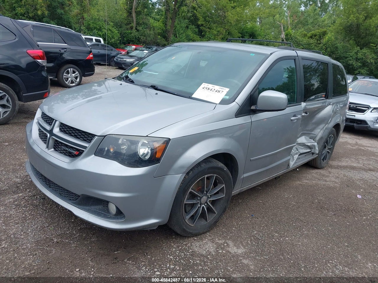 2017 DODGE GRAND CARAVAN GT · 2/11