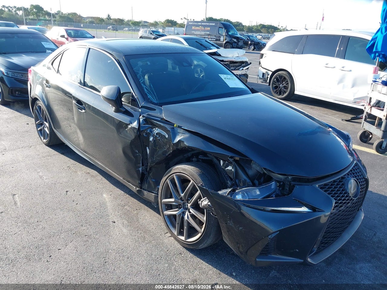 2020 LEXUS IS 350 · 6/11