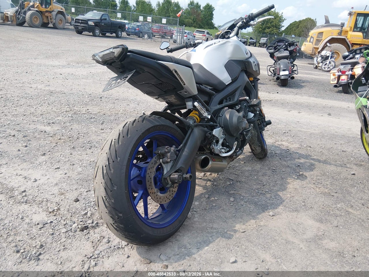 JYARN33EXFA****** · 2015 YAMAHA FZ09   · 4/11