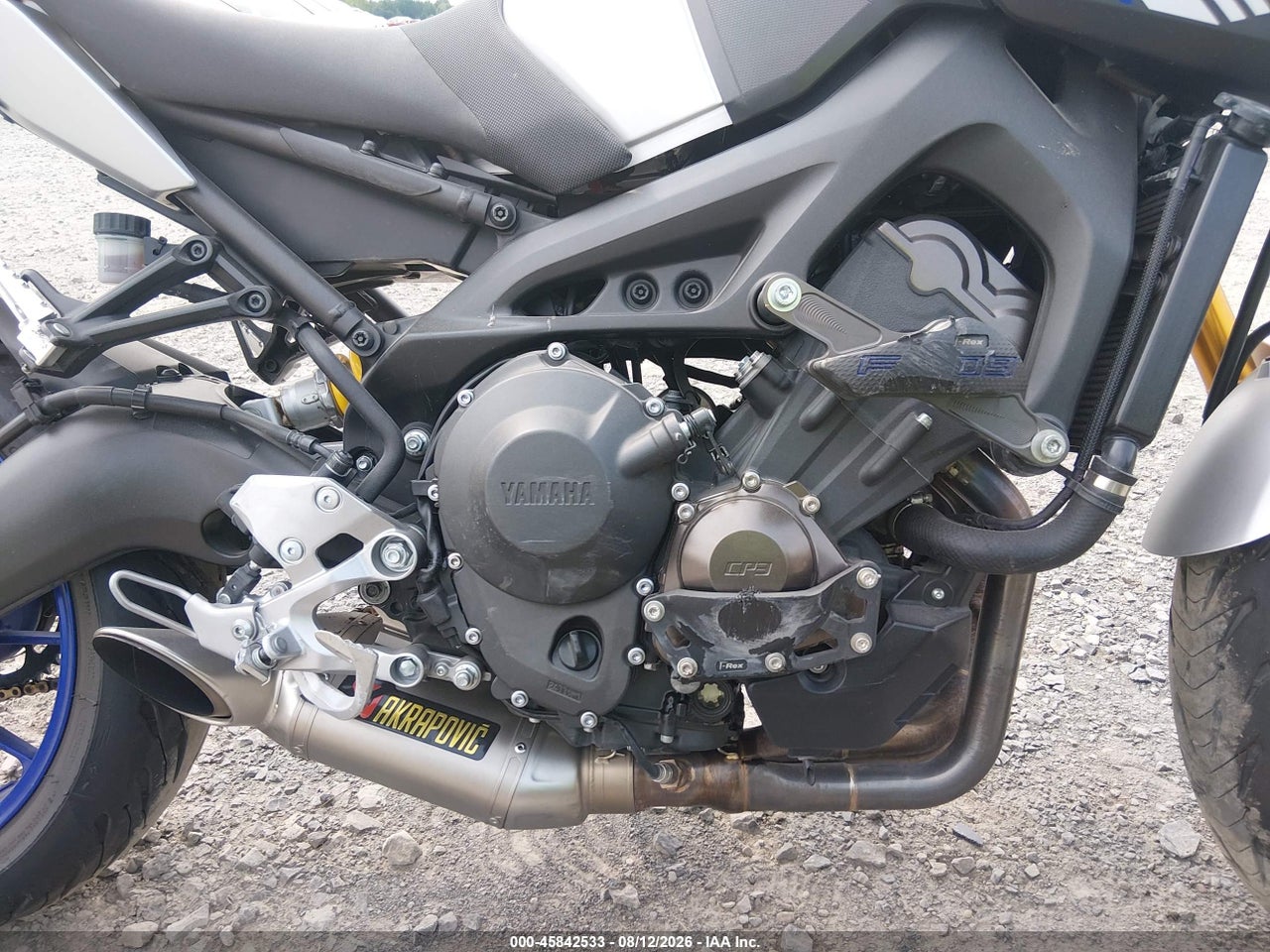 JYARN33EXFA****** · 2015 YAMAHA FZ09   · 8/11