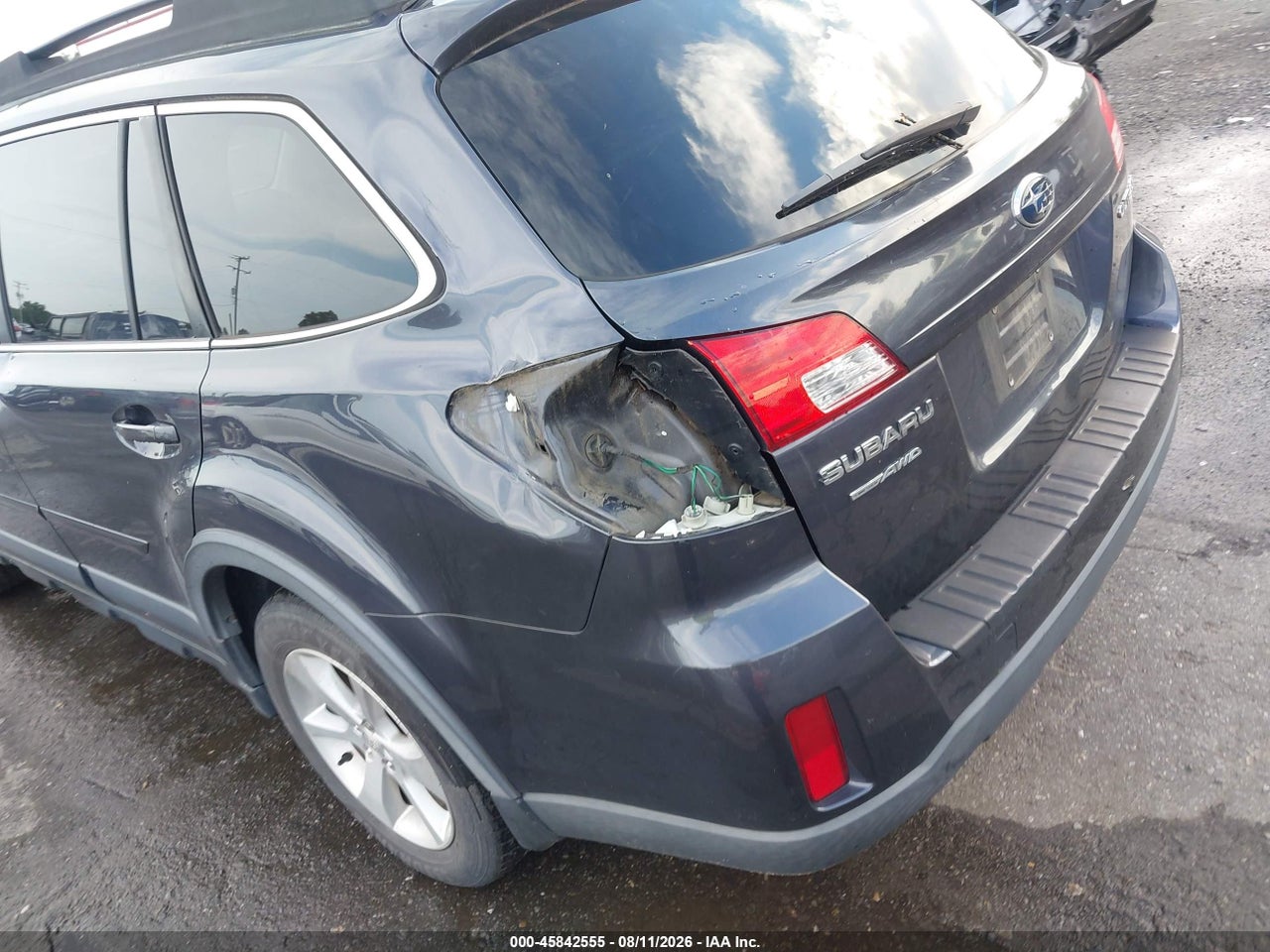 2013 SUBARU OUTBACK 2.5I LIMITED · 6/11