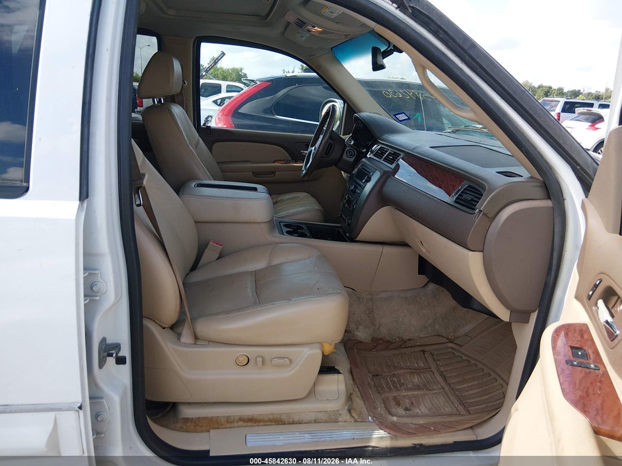 1GKFC16J17R****** · 2007 GMC YUKON XL SLT · 5/11