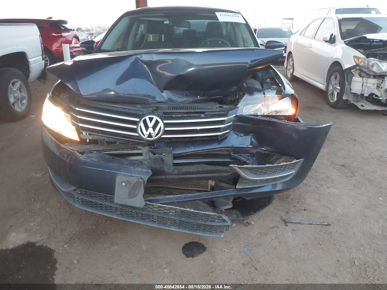 2014 VOLKSWAGEN PASSAT 2.5L WOLFSBURG EDITION · 6/11