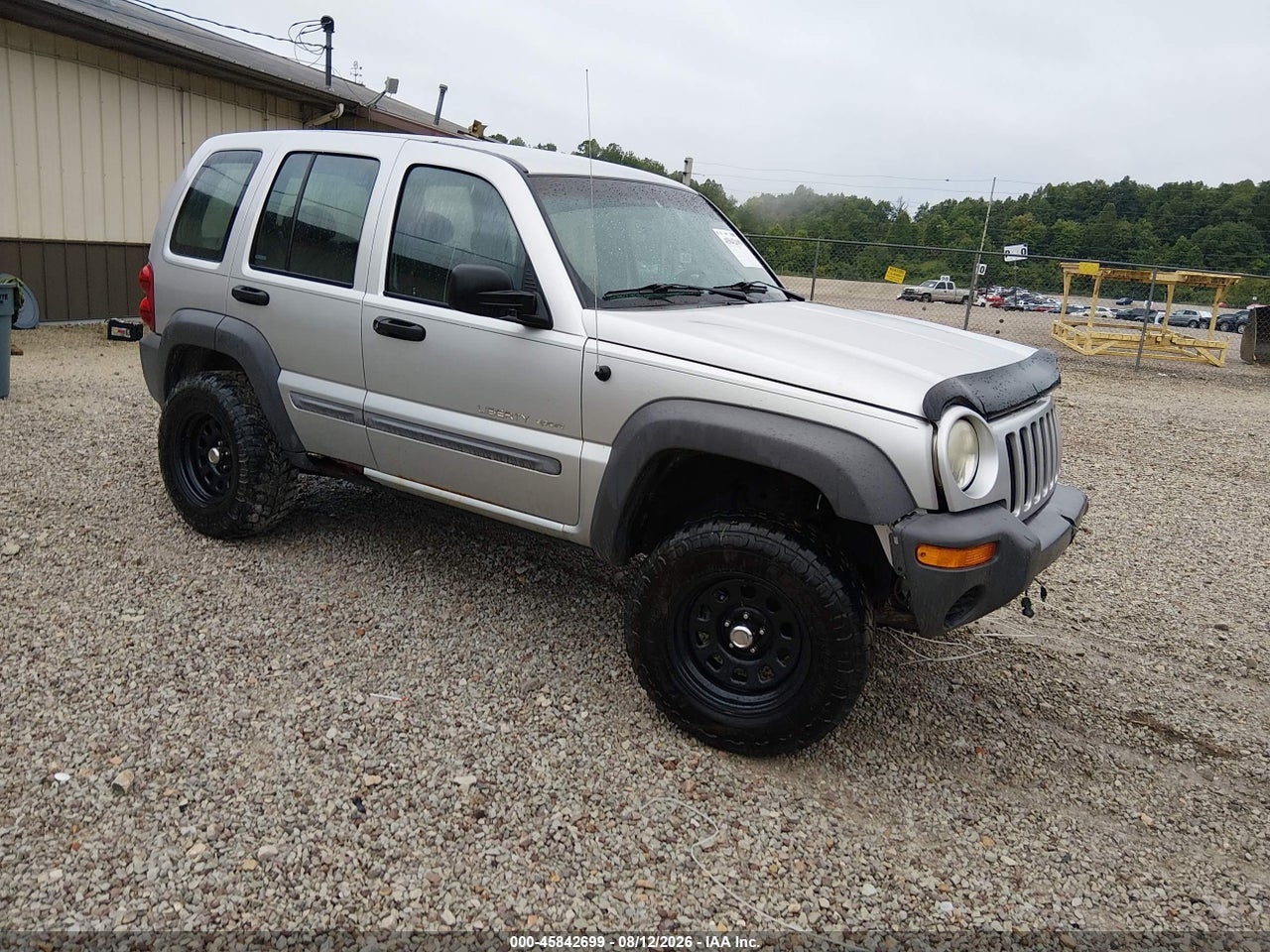 1J4GL48K62W****** · 2002 JEEP LIBERTY SPORT