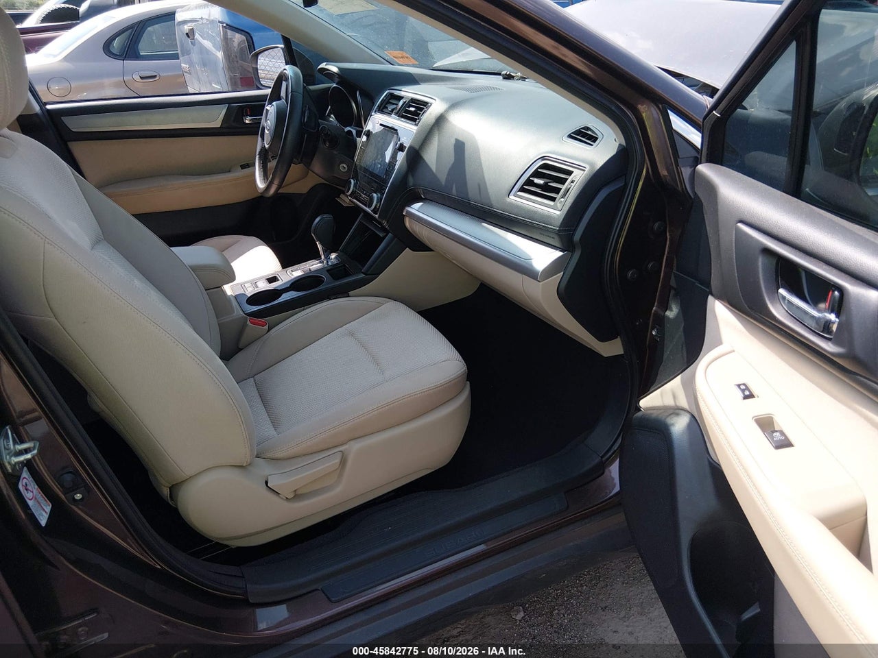 2019 SUBARU OUTBACK 2.5I PREMIUM · 5/11