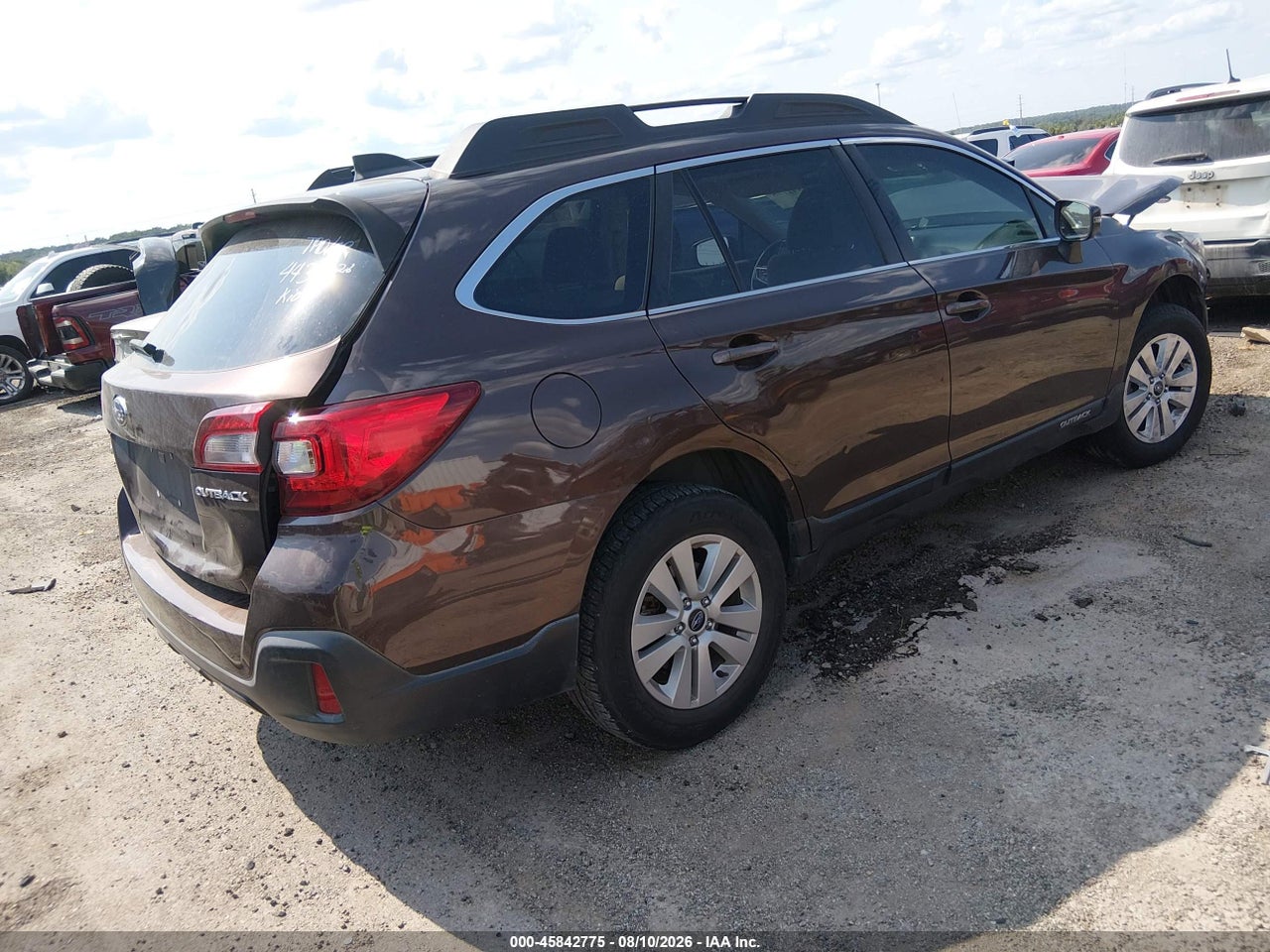 2019 SUBARU OUTBACK 2.5I PREMIUM · 4/11
