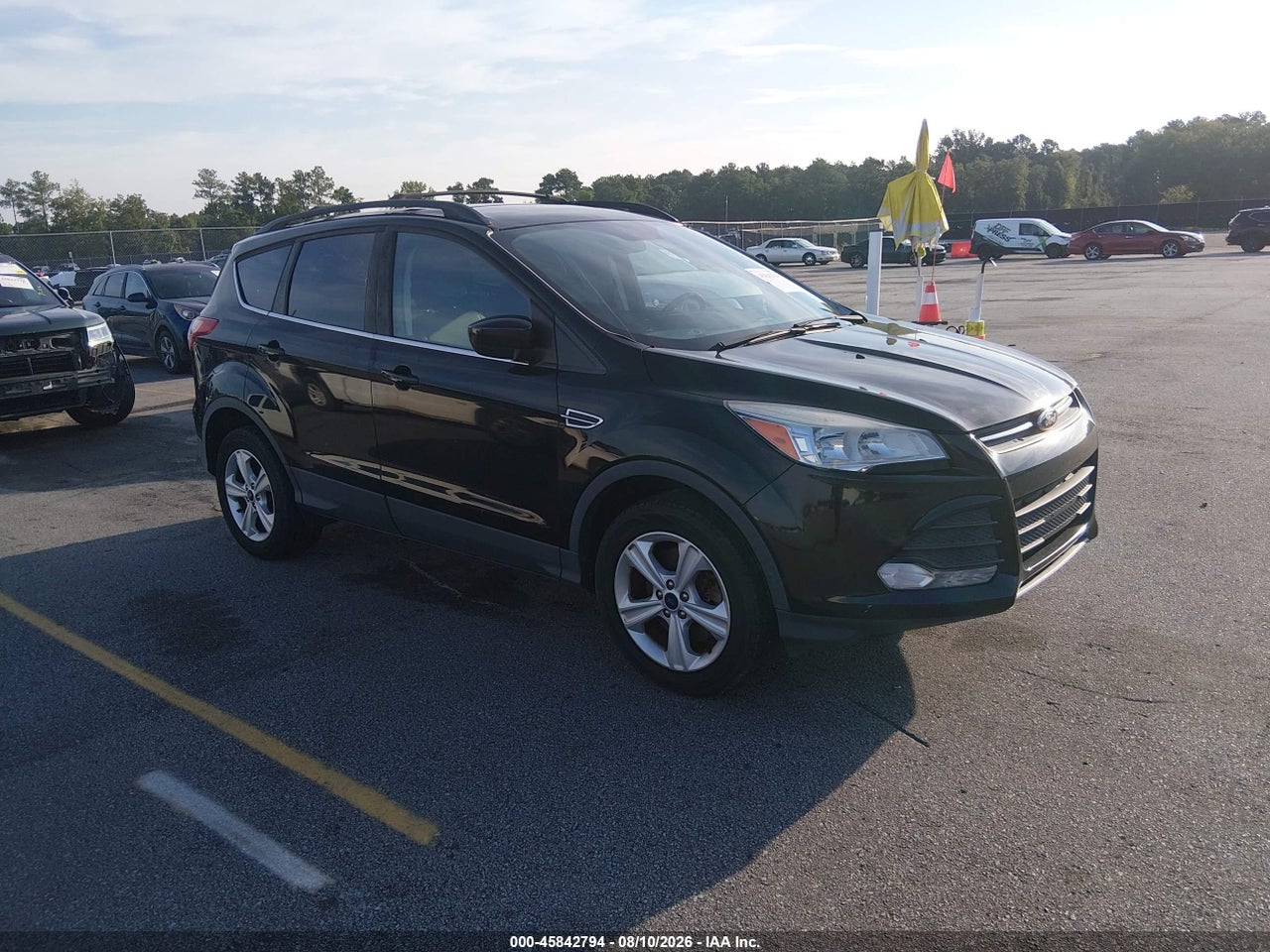 1FMCU9GX6GU****** · 2016 FORD ESCAPE SE