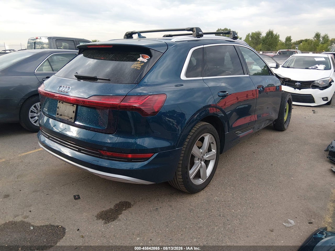 2019 AUDI E-TRON PREMIUM PLUS · 4/11