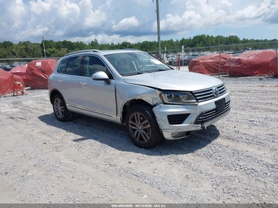2016 VOLKSWAGEN TOUAREG TDI LUX