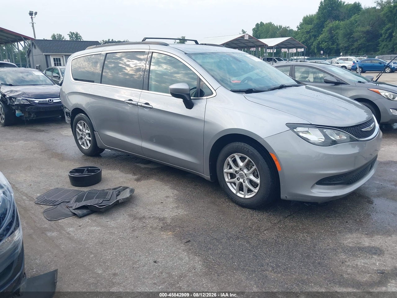 2C4RC1DG6MR****** · 2021 CHRYSLER VOYAGER LXI
