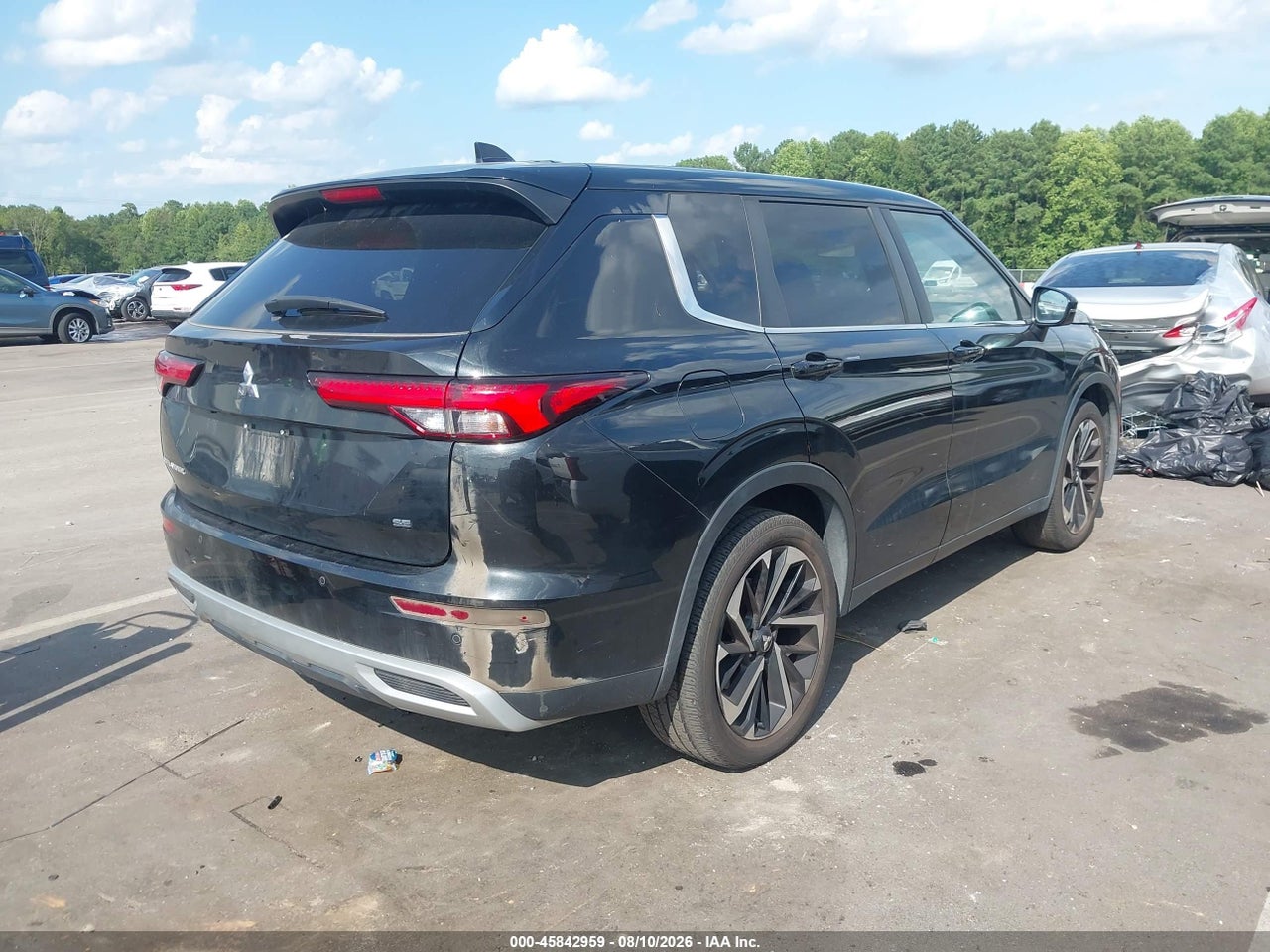 2022 MITSUBISHI OUTLANDER BLACK EDITION 2WD/SE 2.5 2WD/SE LAUNCH EDITION 2WD · 4/11