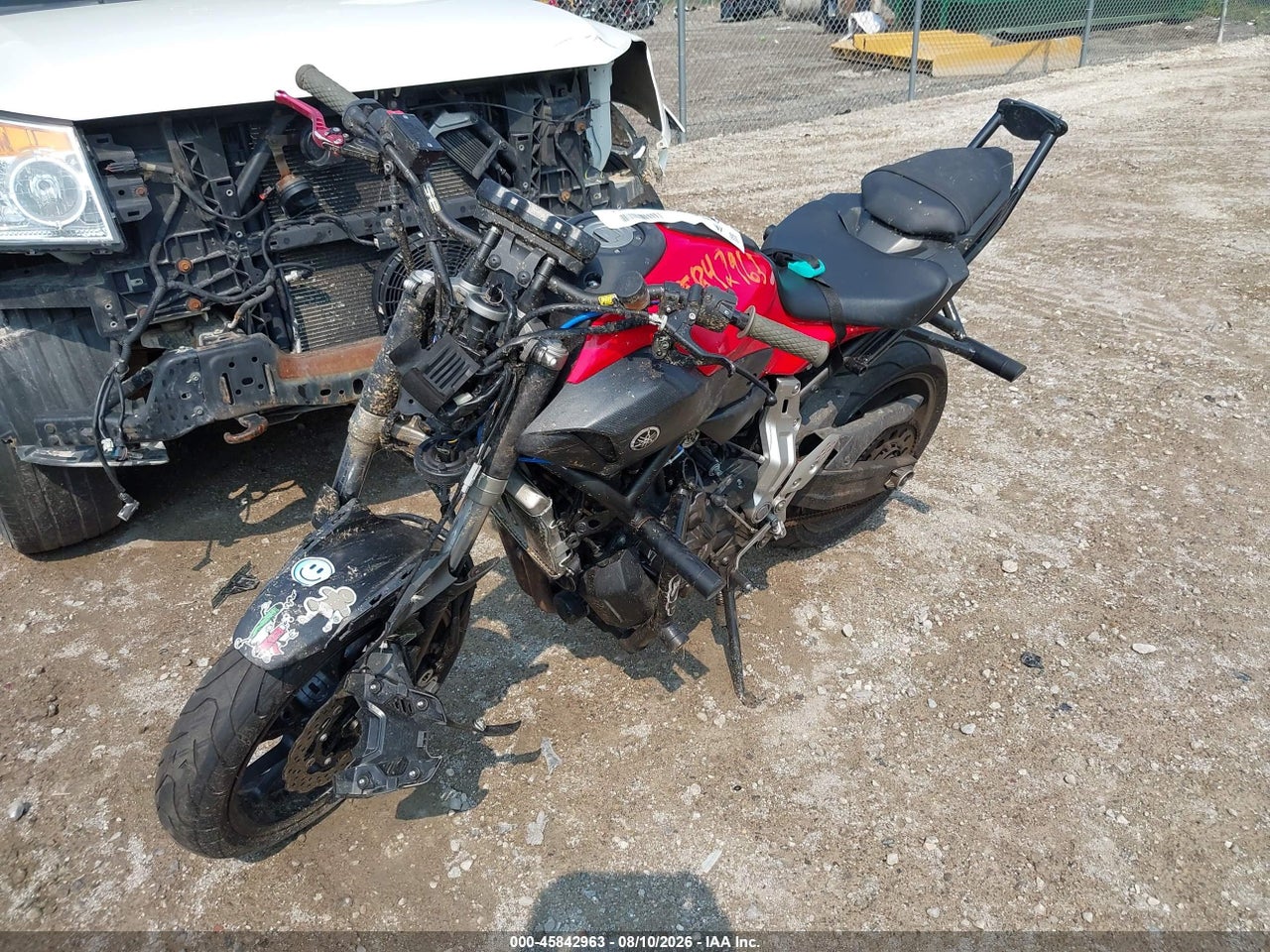 2015 YAMAHA FZ07 · 2/11