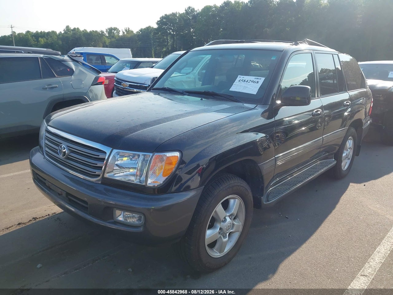 2004 TOYOTA LAND CRUISER · 2/11