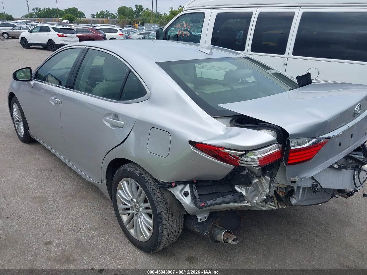 2014 LEXUS ES 350 · 3/11