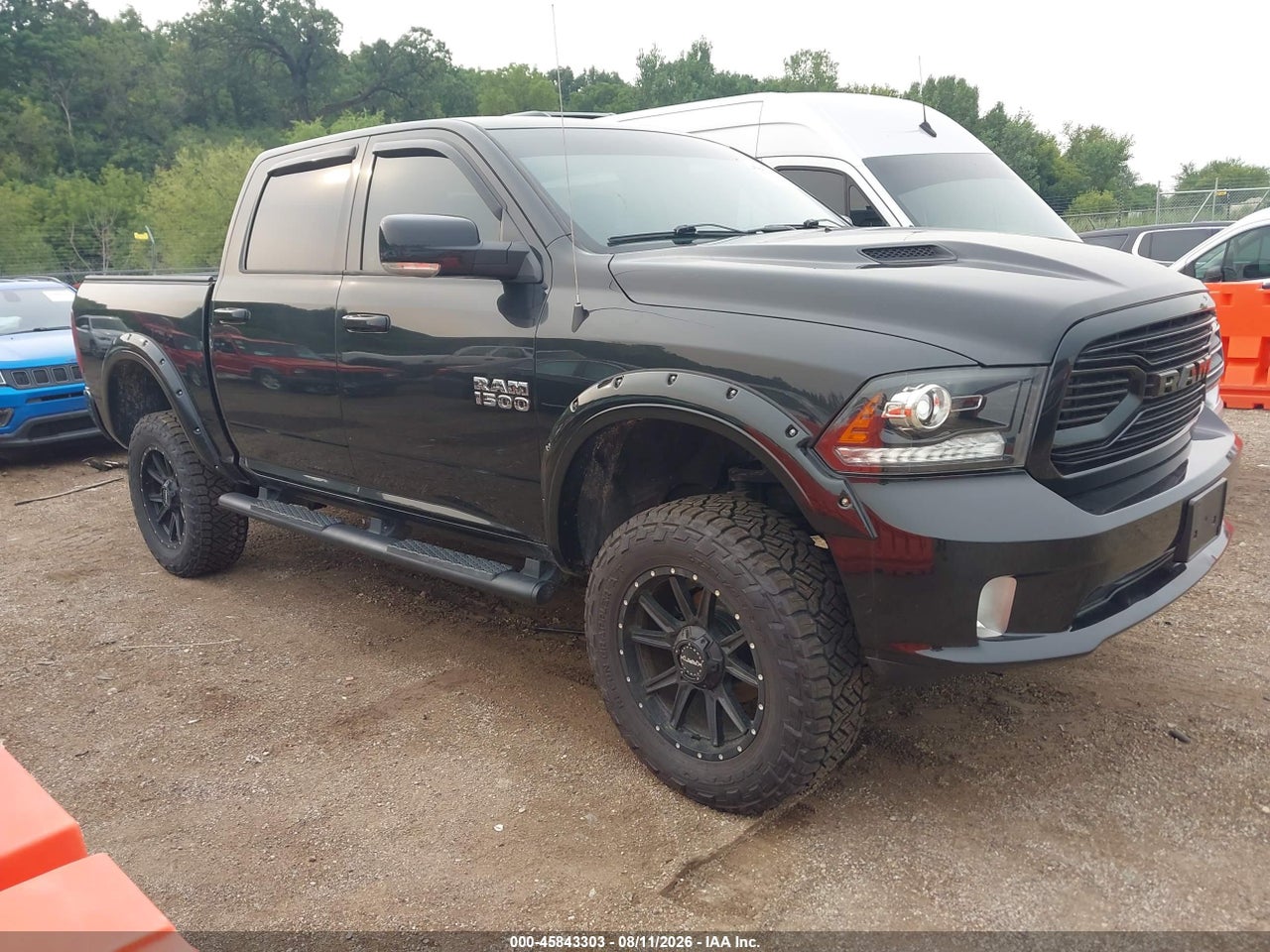 1C6RR7MT8JS****** · 2018 RAM 1500 SPORT