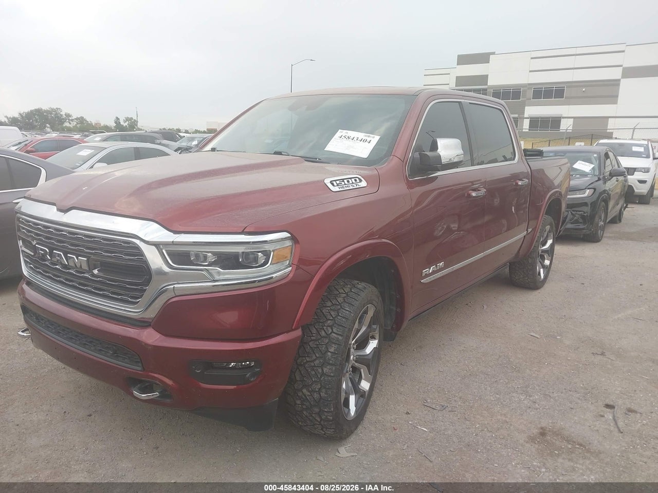 2022 RAM 1500 LIMITED  4X4 5'7 BOX · 2/11