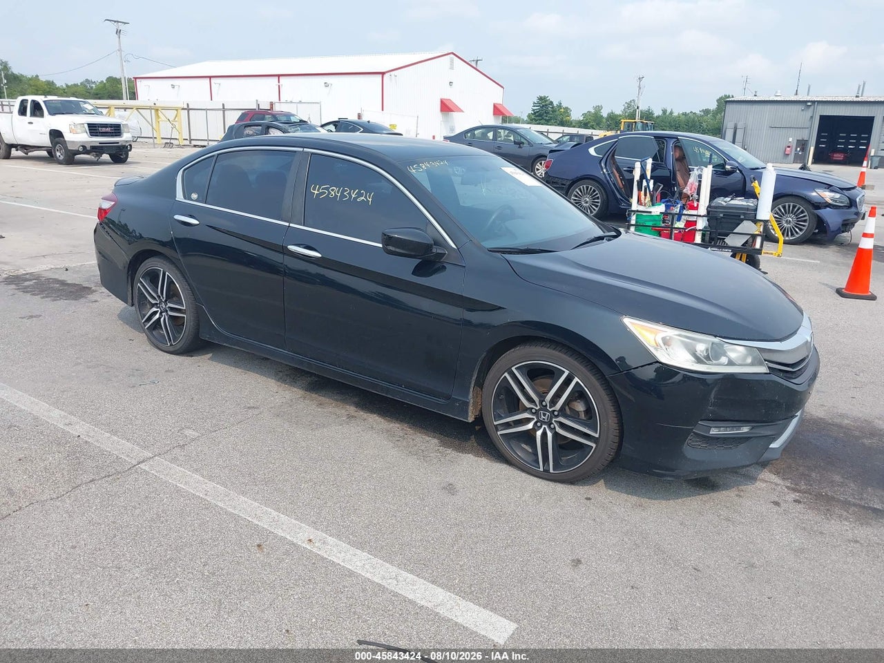 1HGCR2F10HA****** · 2017 HONDA ACCORD SPORT SE