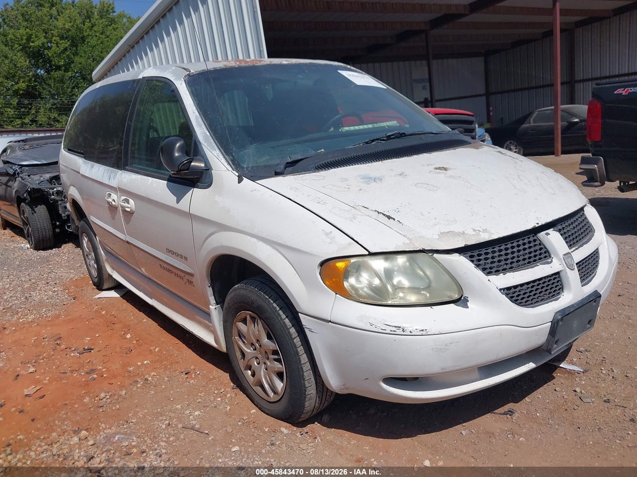 2B4GP44361R****** · 2001 DODGE GRAND CARAVAN SPORT