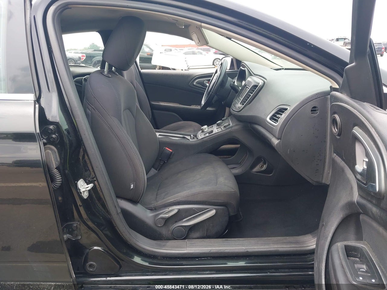 2016 CHRYSLER 200 LIMITED · 5/11