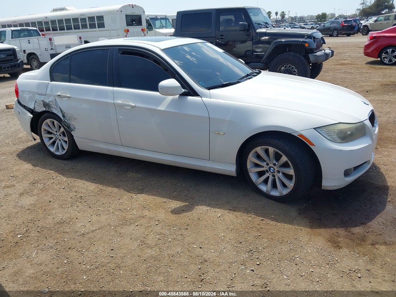 WBAPH5C5XBA****** · 2011 BMW 328I