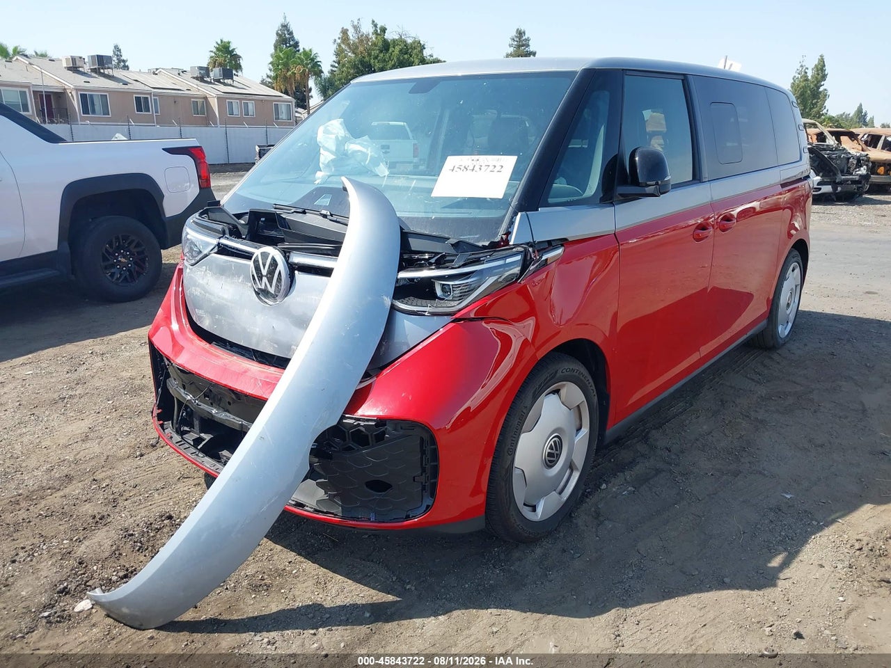 2025 VOLKSWAGEN ID. BUZZ PRO S · 2/11